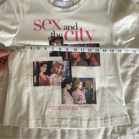 Praying Sex and the City Anime tee - Picture 5 of 6